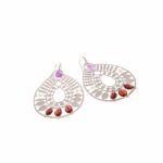 EARRINGS PAISLEY GARNET
