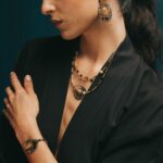 Raja-Black-Bracelet-Earrings-Black-S-Necklace
