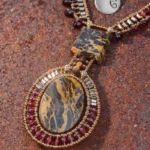 Necklace ARKANIS long Vesuvianite - Ziio Jewels